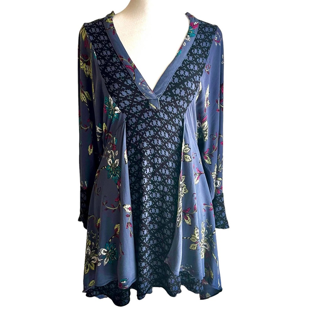 Free People Blue and Floral Boho Tunic Top Size XS EUC